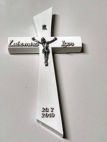 Dekorácie - svadobný drevený kríž so strieborným korpusom 3/ krížik - 10525708_