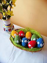 Dekorácie - Veľkonočné vajíčka háčkované v pestrých farbách (Červená) - 10532394_