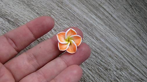 Korálky - Fimo kvietok 2 cm, 1 ks - 10535825_