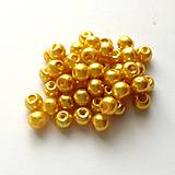 Korálky - Sklenené perličky 4 mm - 100 ks (104 - zlatá) - 10563196_