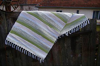 Úžitkový textil - Tkaný koberec zeleno-maslovo-biely - 10561062_