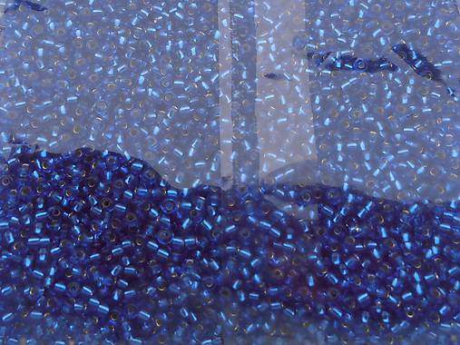  - Rokajl 11/0 - 2,1 mm, 50g - modrý so strieborným prieťahom - 10575263_