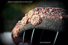 Čiapky, čelenky, klobúky - Plstený klobúk sivo-ružový - 10594169_