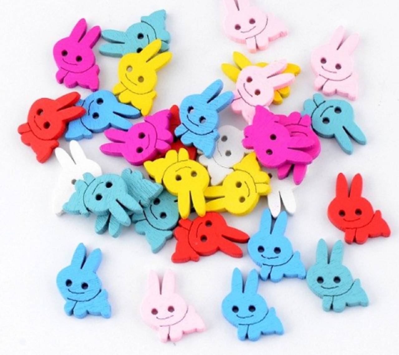 G104 Gombík drevený zajačik 2 x 1,6 cm