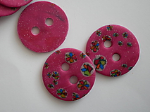 Materiál ručne robený - ružové gombíky - 10605886_