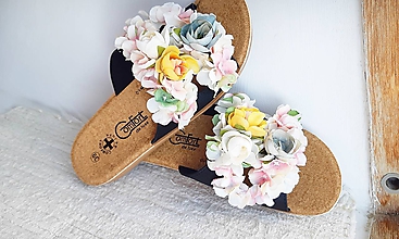 Ponožky, pančuchy, obuv - kvetinové šľapky na leto čierne - 10618223_