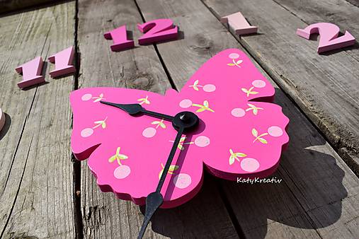 Hodiny - motýlie hodiny - 10619382_