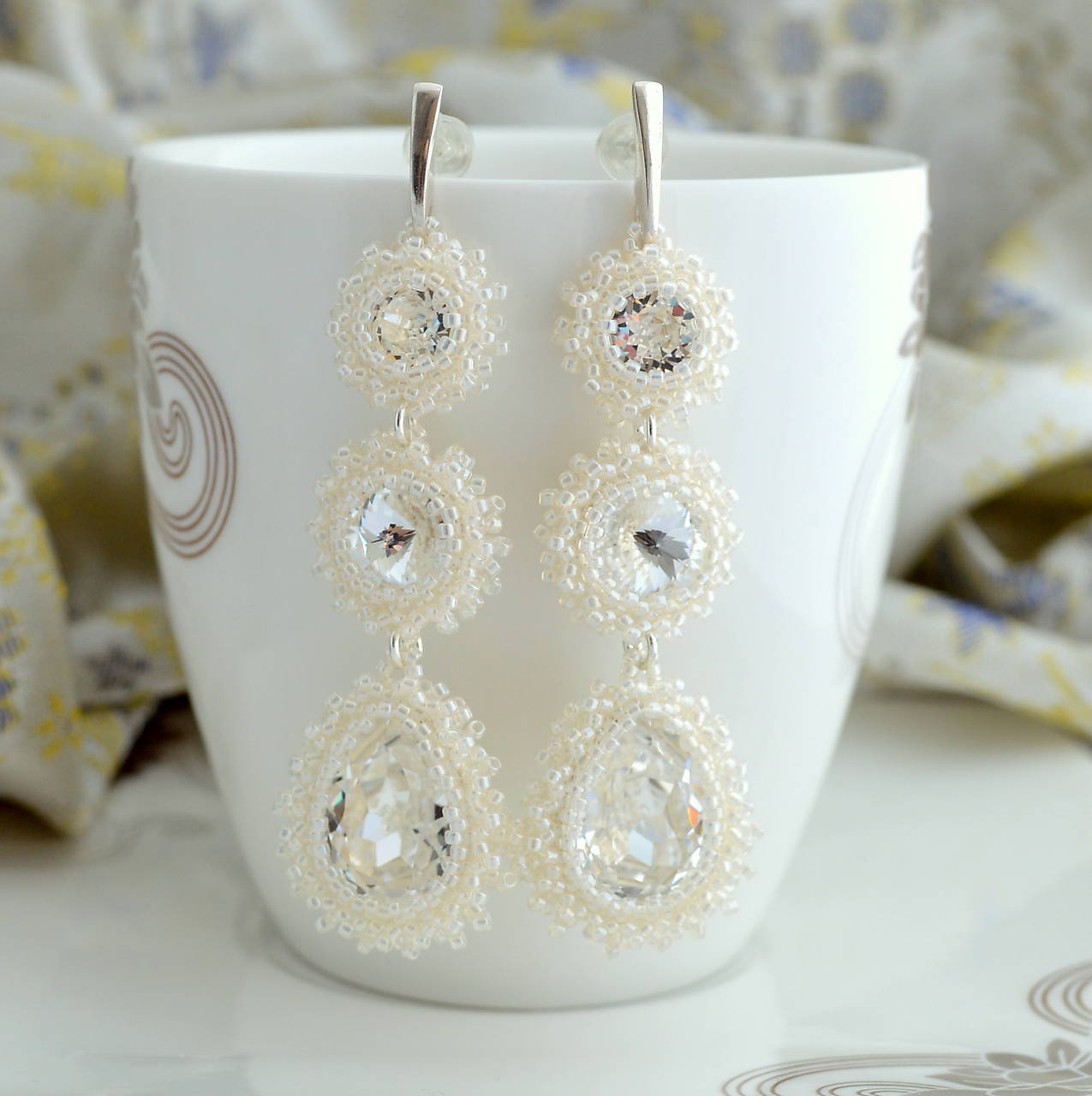 (Ag925) (Dlhé tradičné ivory korálkové náušnice)