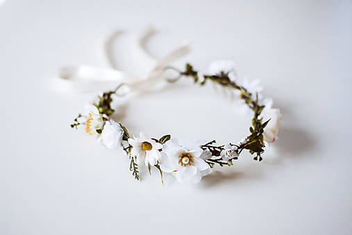  - Bielý letný kvetinový venček - VÝPREDAJ - 10632296_