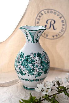 Dekorácie - Prehýbaná váza v zelenom prevedení - 10632552_