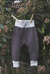 Detské oblečenie - PUPU rastúce pudláče tmavošedé (bio-bavlna) - 10636864_