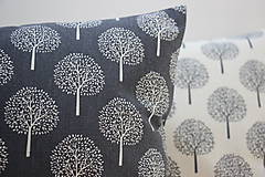 Úžitkový textil - Polštář -Stromy na šedé - 10643281_