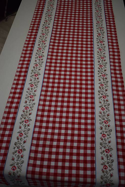 Úžitkový textil - STŘEDOVÝ BĚHOUN ...červená kostka - 10649537_