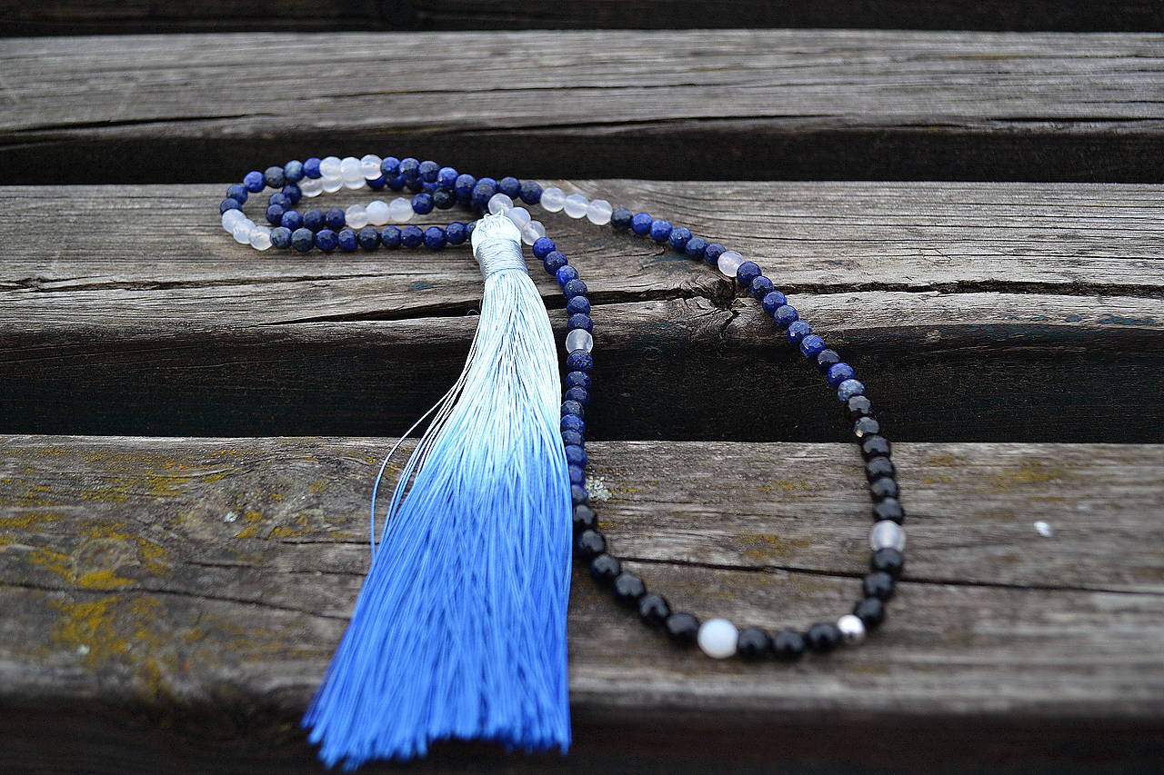 Lapis lazuli so strapcom náhrdelník