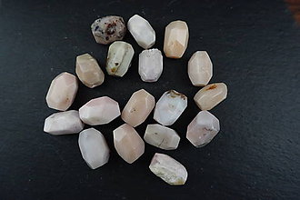 Minerály - Opál ružový 18x14 (svetloružový) - 10672423_