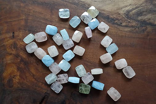 Minerály - Morganit 12x8mm (Tyrkysová) - 10676991_