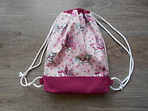 Detské tašky - Batôžtek pre škôlkarku ružový koníky - 10685720_