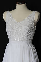 Šaty - Svadobné šaty na ramienka z elastického tylu - 10694971_