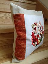 Úžitkový textil - Vankúš so vzorom kvetín (Rozkvitnuta záhrada) - 10694294_