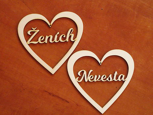 Materiál ručne robený - Drevené výrezy 11cm - srdcia Nevesta a ženích - 10712714_