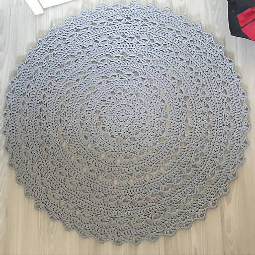 Veľký okrúhly koberec  (Šedá)