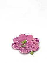 Nádoby - tanierik fialový kvet s vtáčikom  (veľkosť L 14-17 cm) - 10716669_