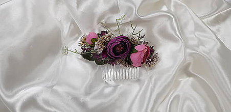 Ozdoby do vlasov - Nežný fialový kvetinový hrebienok do vlasov - 10729531_