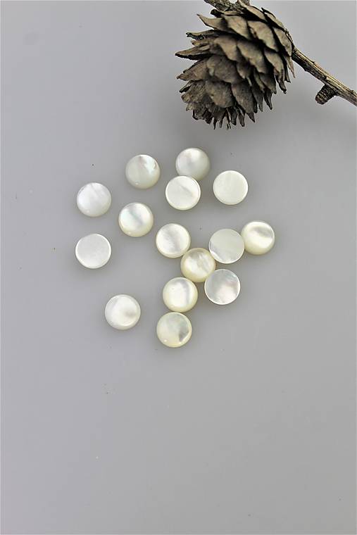 perleť kabošon 8mm (perleť AA kvalita)