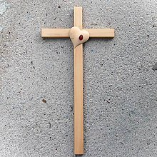 Dekorácie - Drevený kríž so srdcom a slzou (45cm - Béžová) - 10758942_