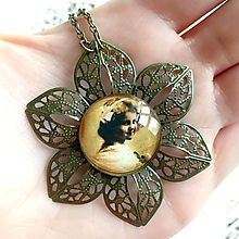Náhrdelníky - Flower Bronze Filigree Necklace / Starobronzový vintage náhrdelník s ornamentmi v tvare kvetu /H0006 - 10790631_