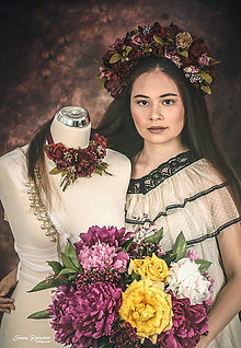 Náhrdelníky - Romantický kvetinový náhrdelník - bordový - 10797308_