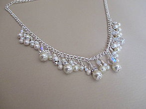 Náhrdelníky - Asimetrický náhrdelník - perlovo korálkový - bižutérny kov - 10798531_