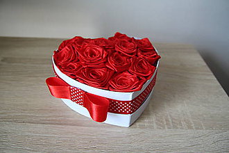 Dekorácie - box ruží, srdce - 10799324_