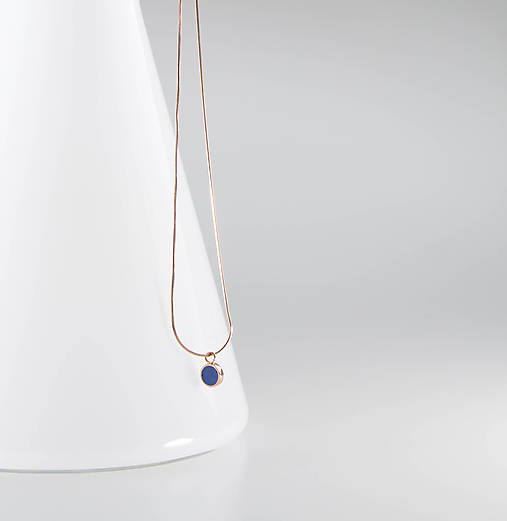 Náhrdelníky - ORDINARY - betónový prívesok (modrá) - 10806678_