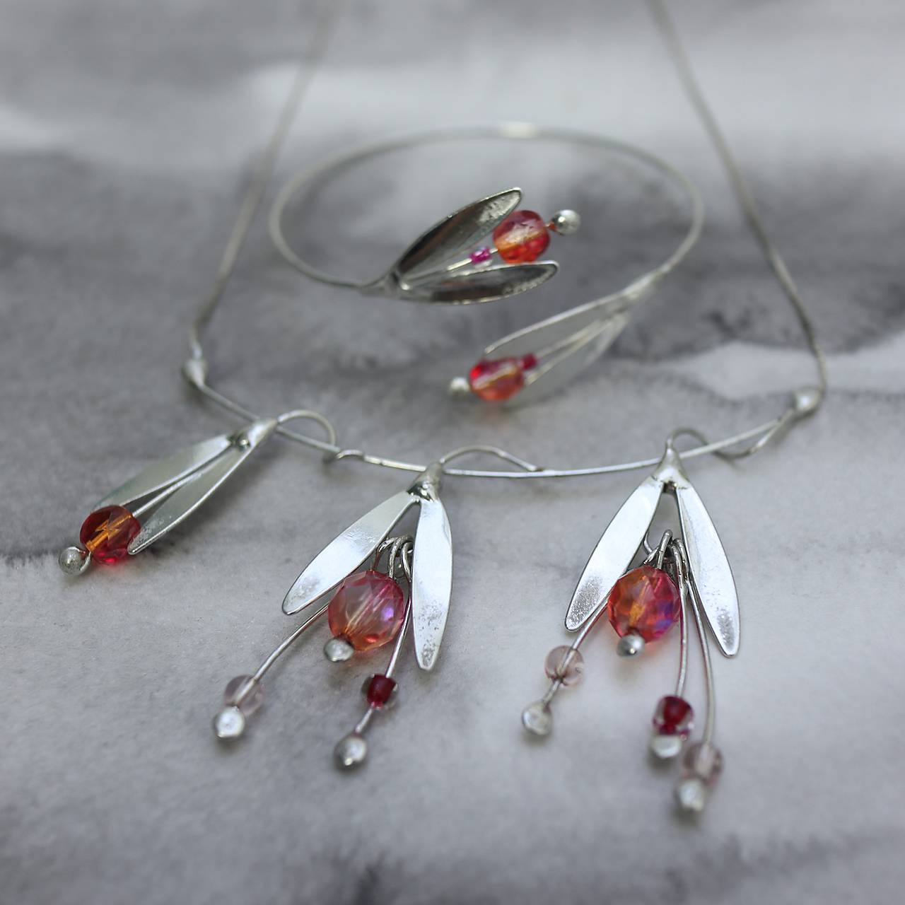 Fuchsie ružovooranžová - náhrdelník