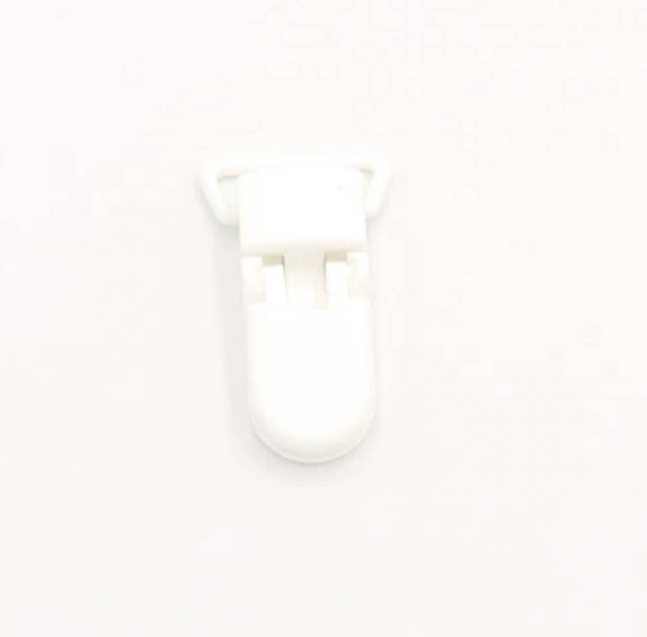 KL101 Klip na dudlíky plastový 2,5 cm (Biely)