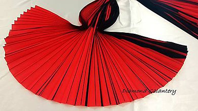 Textil - Skladaná sukňová látka -Červeno čierna - cena za 1 kus - 10829924_