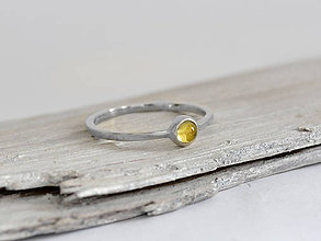 Prstene - 585/1000 zlatý prsteň s prírodným citrínom (biele zlato) - 10835853_