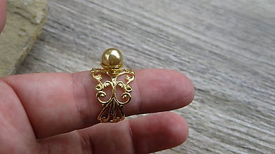 Prstene - Filigránový prsteň s perlou (farba kovu zlatá, zlato kávová perla, č. 2742) - 10837954_
