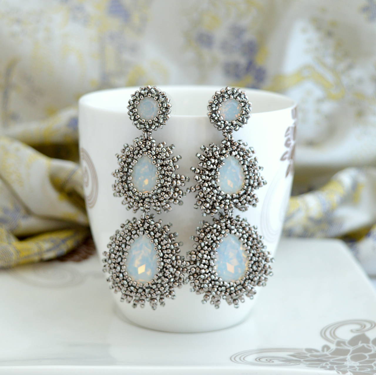 Výrazné White opal náušnice v tvare kvapky (Kvapky a kvapky)