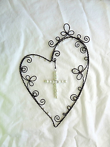 Dekorácie - mladomanželom Viera, láska, nádej .....folk (krížik z perličiek) - 10853912_