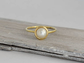 Prstene - 585/1000 zlatý prsteň s prírodnou perlou - 10857330_