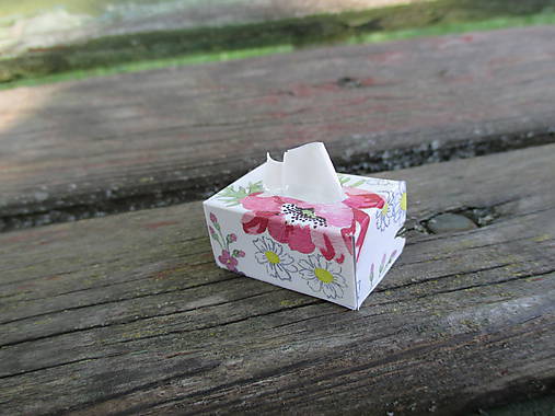  - Mini vreckovky pre Barbie (biela s ružovými a žltými kvetmi) - 10859019_