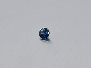 Minerály - ZAFÍR prírodný modrý okrúhly 4,4 mm NAHRIEVANÝ - 10864439_