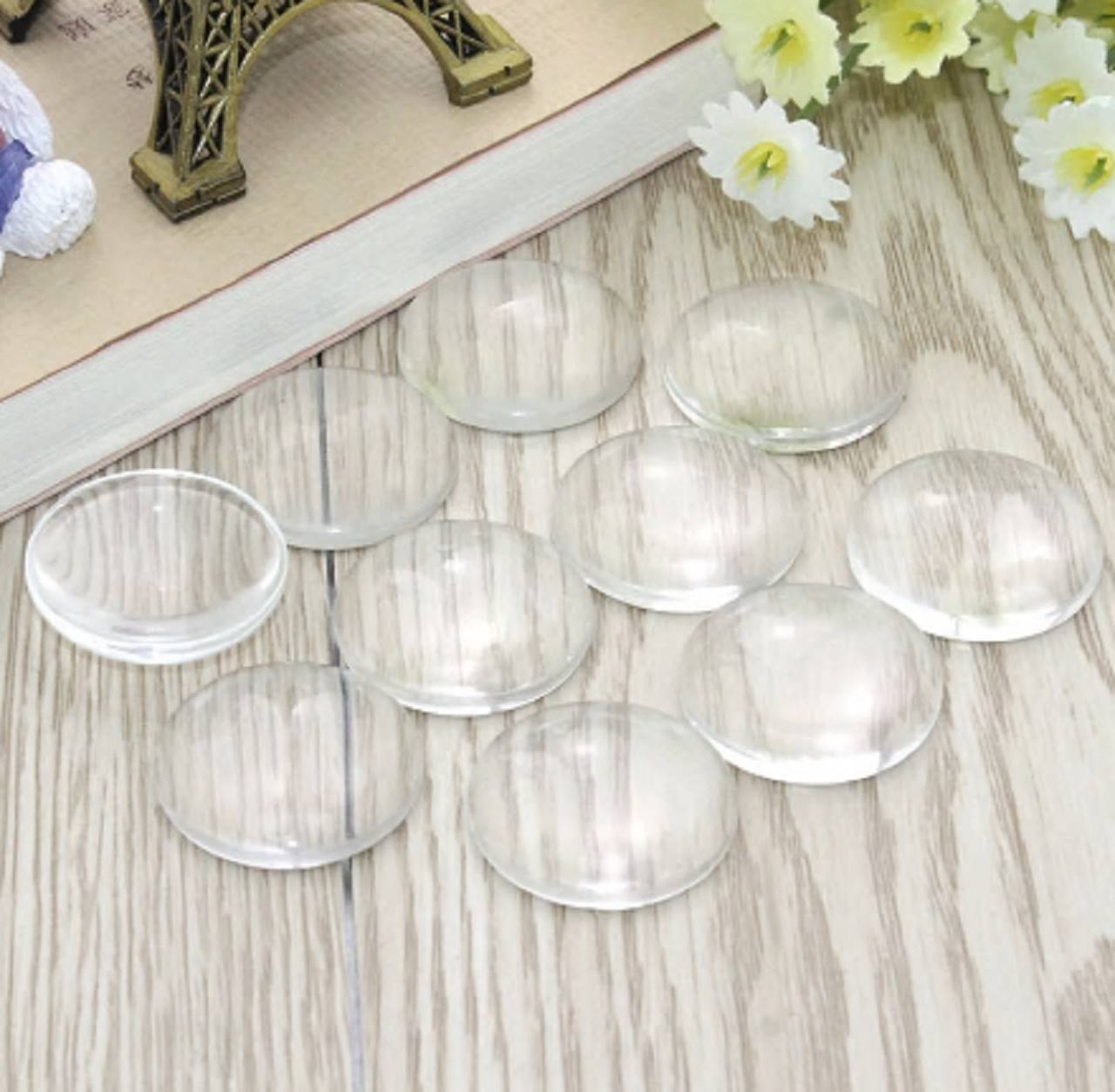 KA104 Kabošon priesvitný 