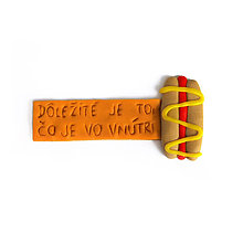 Magnetky - Dôležité je to, čo je vo vnútri - magnetky na chladničku (hot dog) - 10865513_
