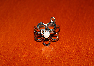 Prstene - Prsten - Perleťová květinka - 10874131_