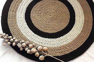 Úžitkový textil - Handmade okrúhly koberček z kvalitných šnúr - 10916170_