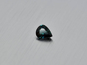 Minerály - ZAFÍR prírodný modrý hruška, slza 4,9x6,2 mm BEZ ÚPRAV - 10921391_