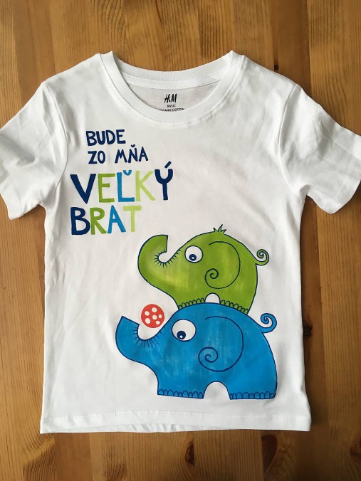 Maľované tričko s nápisom “Bude zo mňa veľký brat” ( (BIELE SO sloníkmi)